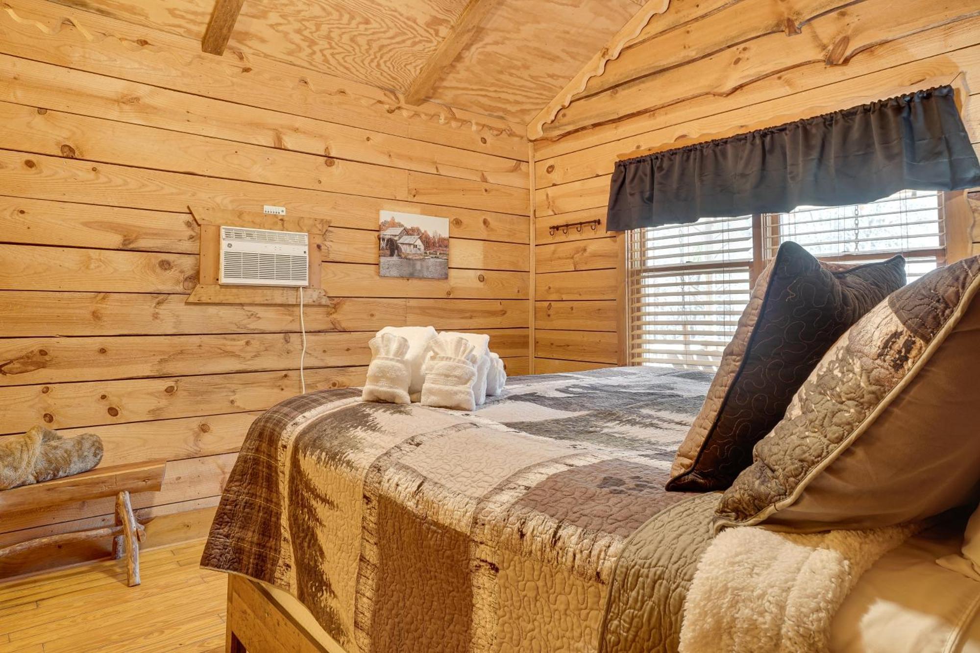 Secluded Family Retreat In Dahlonega With Hot Tub!别墅 外观 照片